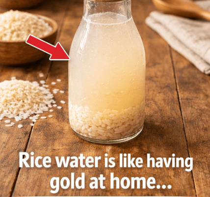 How to Turn Rice Rinse Water Into a Natural Beauty Ritual for Skin and Hair Health
