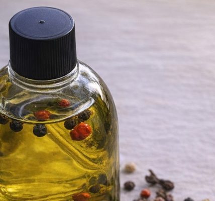Extra Virgin Olive Oil with Turmeric and Ginger