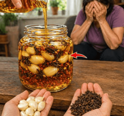 The Clove and Garlic Habit Many Seniors Are Talking About What Are They Discovering The Clove and Garlic Habit Many Seniors Are Talking About What Are They Discovering